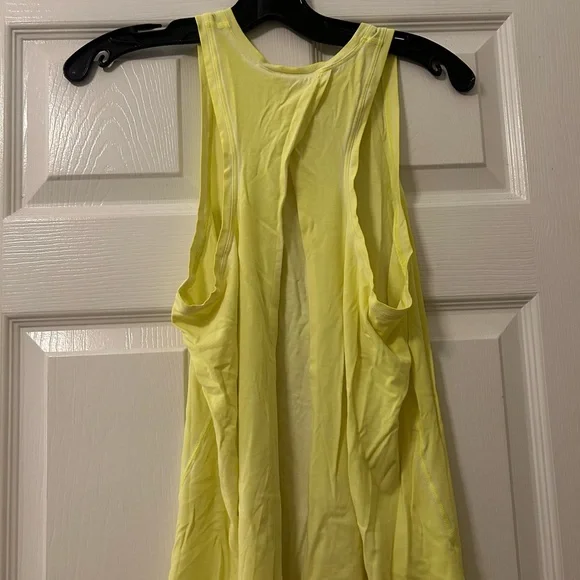 Lululemon Athletica It’s a Tie Tank 6 - Picture 6 of 7